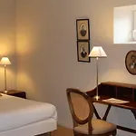 De 3*
