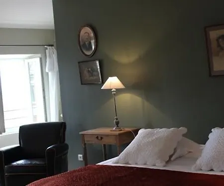 Hotel De 3*